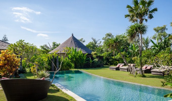 Indonesie Bali Location Villa Canggu proche des plages et avec personnel