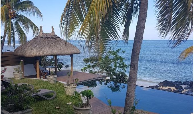 Location Villa Tamarin pieds dans l'eau avec piscine privée et wifi  Ile Maurice 