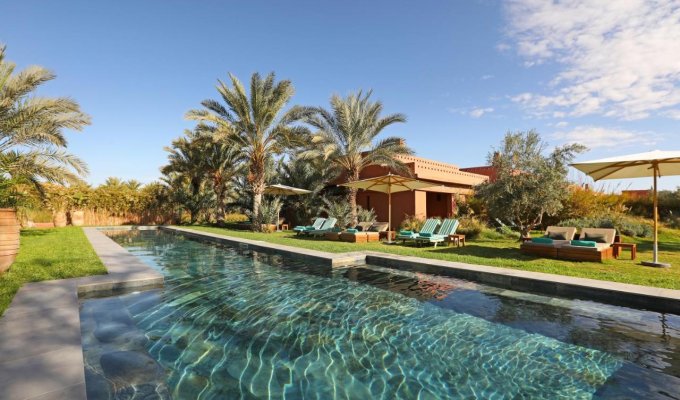 Location villa à Marrakech avec piscine privée et personnel