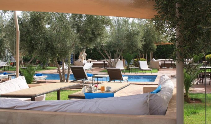 Location villa à Marrakech avec piscine privée et Personnel