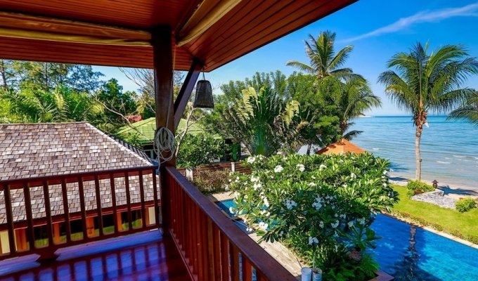 Thailande Location Villa à Koh Samui en front de mer avec piscine privée et Personnel