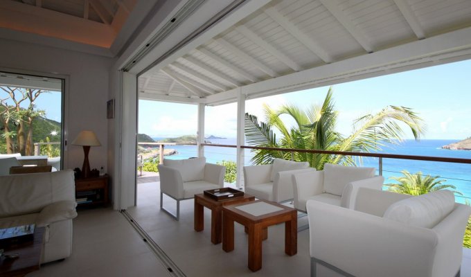 Location Villa de Luxe à St Barth avec piscine chauffée et vue sur la baie de Flamands