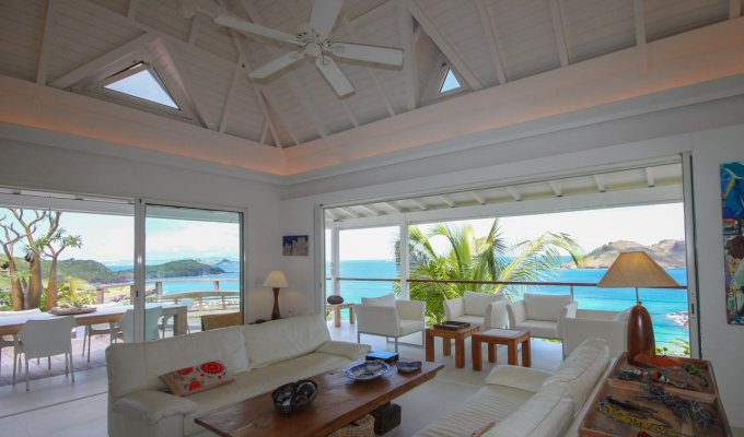 Location Villa de Luxe à St Barth avec piscine chauffée et vue sur la baie de Flamands