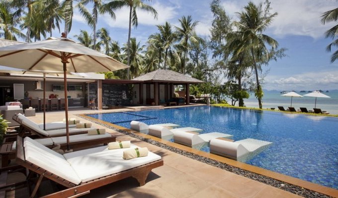 Thailande Location Villa à Koh Samui en front de mer avec piscine privée et Personnel