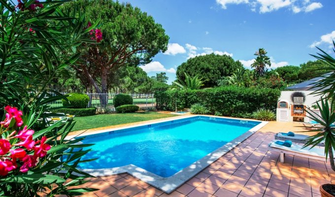 Location Villa Portugal Algarve Vilamoura à 750m de la plage avec vue sur le parcours de golf de Pinhal