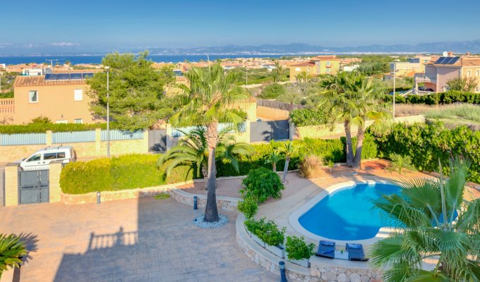 Location villa luxe iles Baleares Palma de Majorque 10 personnes piscine privée vue mer proche plage 