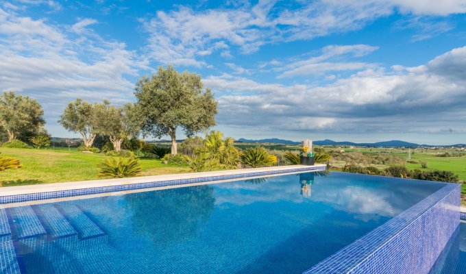 Iles Baleares Location Villa Majorque Maria de la Salut 10 pers piscine privée