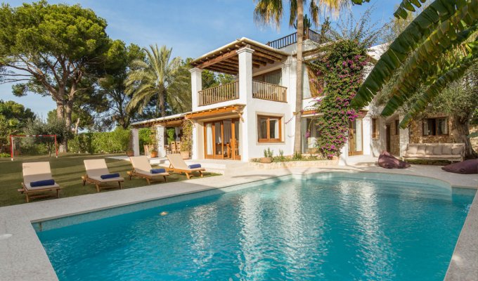 Location villa luxe Ibiza (Baléares) proche Cala Jondal 12 personnes piscine privée