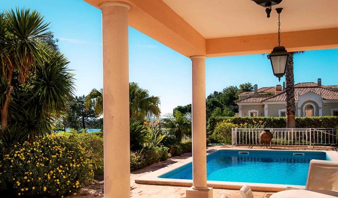 Location Villa Luxe Portugal Quinta do Lago avec piscine privée et à 3 mins à pied de la plage, Algarve