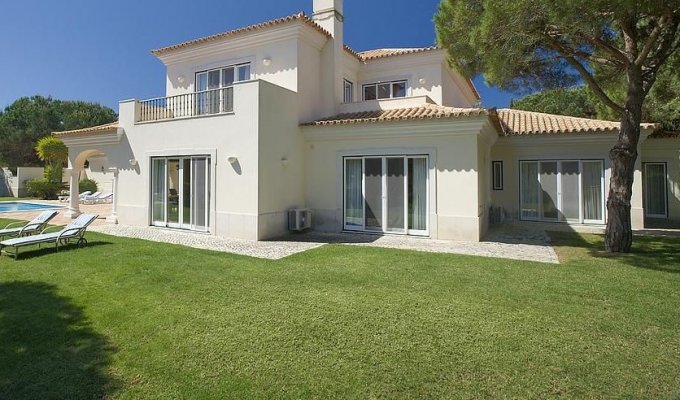 Location Villa Portugal Quinta do Lago avec piscine chauffée et à 10 mns à pied de la plage, Algarve