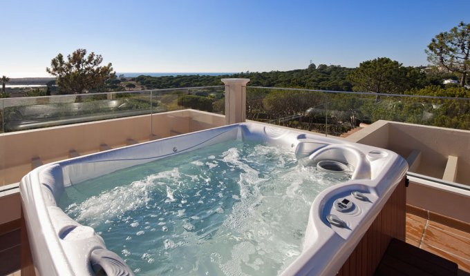 Location Villa Luxe Portugal Quinta do Lago avec 2 piscines privées, jacuzzi et vue sur la mer, Algarve