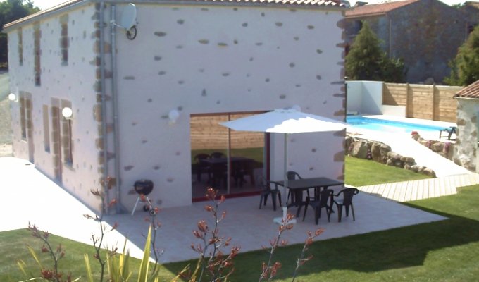 Vendee Location Villa La Roche sur Yon avec piscine privée