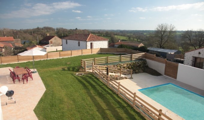 Vendee Location Villas La Roche sur Yon pour groupe jusqu'à 40 personnes avec piscines chauffées