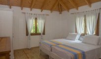 Praslin photo #11