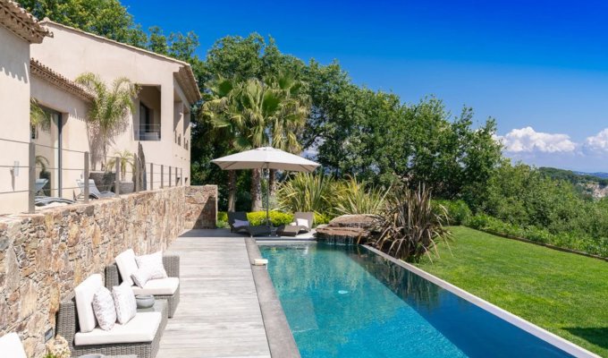 Location Villa de Luxe Saint Tropez vue sur mer piscine privée