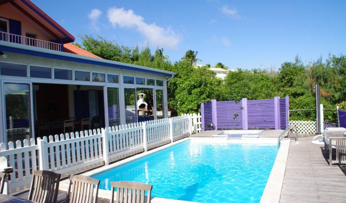 Location villa St Martin  avec piscine privée à 400 mètres de la plage de Baie Orientale.