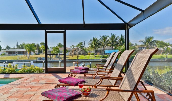 Location Villa Cape Coral en Floride piscine chauffée Jacuzzi et quai pour bateau