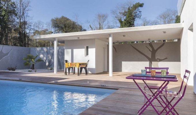 Vendee Location Villa La Tranche sur Mer (10 min) avec piscines chauffées à 700 m de la plage pour groupe