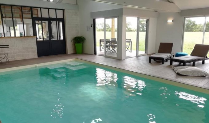 Vendee Location Maison Vacances Challans avec piscine chauffée pour groupe