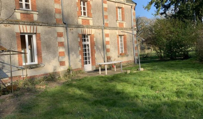 Pays de la Loire Location Chateau Cholet avec piscine à 45 minutes du parc du Puy du Fou et du Parc Terra Botanica