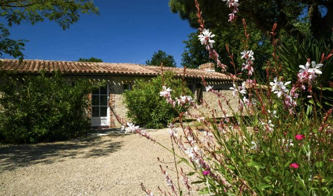 Vendee Location Villa Saint Gilles Croix de Vie avec piscine chauffée à disposition