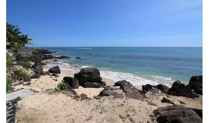 Location Villa Ile Maurice sur la plage de Tamarin avec personnel