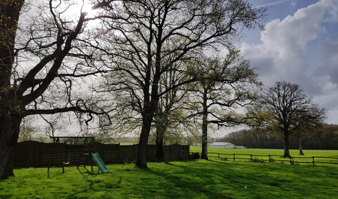 Vendee Location Maison Vacances Puy du Fou avec piscine intérieure chauffée et cuisine extérieur