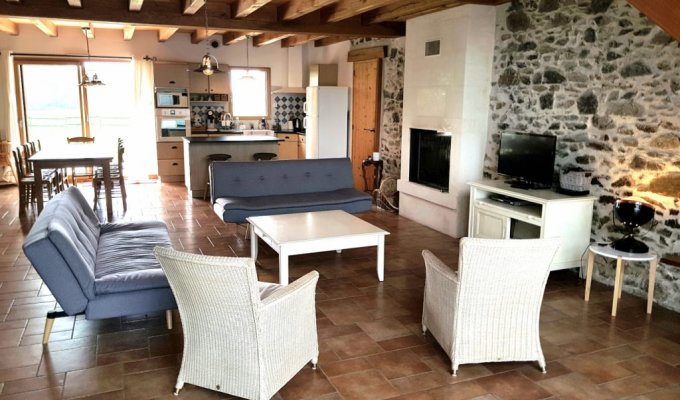 Vendee Location Maison Vacances Puy du Fou avec piscine intérieure chauffée et cuisine extérieur