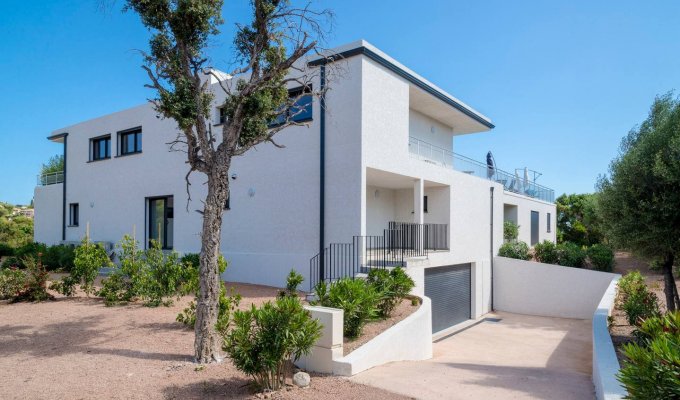 Villa Pinarello Corse