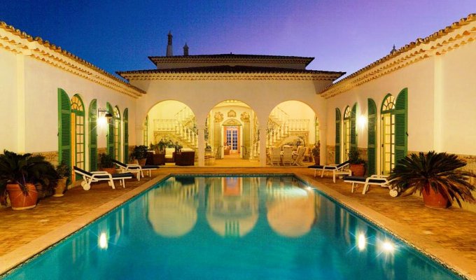 Location Villa Luxe Albufeira au bord de la plage avec piscine chauffée et personnel, Algarve