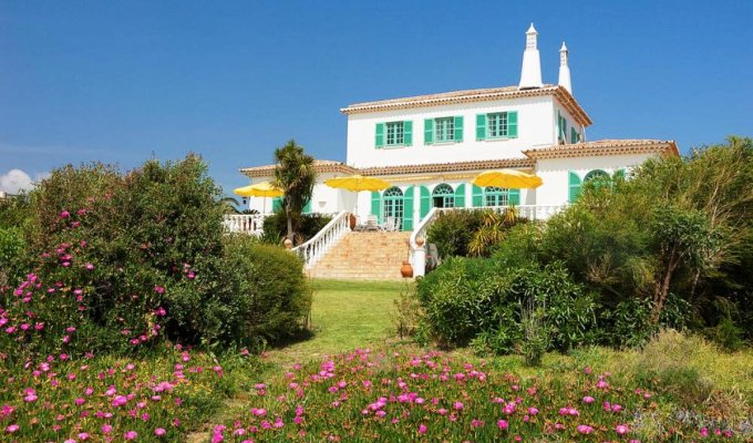 Location Villa Luxe Albufeira au bord de la plage avec piscine chauffée et personnel, Algarve