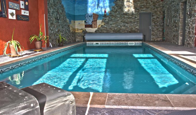 Location maison vacances 5* Ardennes piscine intérieure salle de fitness et sauna