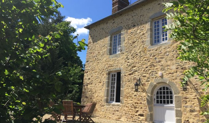 Location Maison de Charme Pays de la Loire avec piscine et jacuzzi