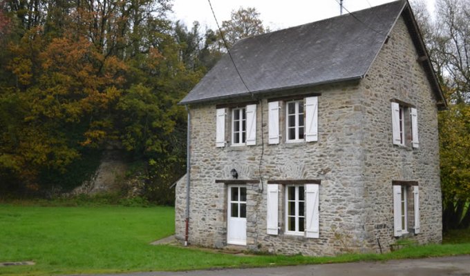 Location Maison de Charme Pays de la Loire au bord d'un lac