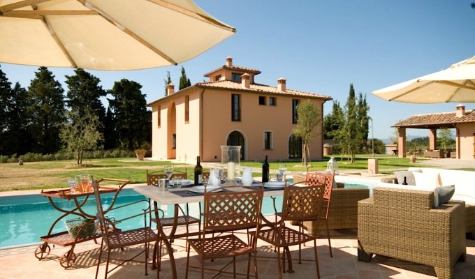 LOCATION VACANCES San Gimignano - ITALIE TOSCANE - Villa de Luxe avec piscine privée dans la campagne Toscane
