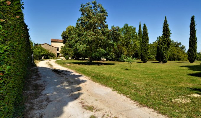 Location Villa luxe Tarascon avec piscine