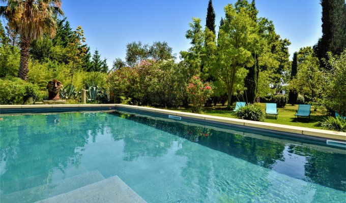 Location Villa luxe Tarascon avec piscine