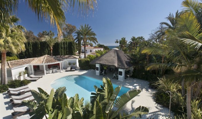 Villa vue mer avec grande piscine chauffée