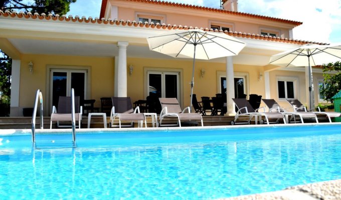 Location Villa Aroeira avec piscine privée, vue sur le Golf et près de la plage, Cote Lisbonne