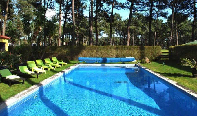 Location Villa Aroeira avec piscine privée, salle de jeux, sur le Golf et près de la plage, Cote Lisbonne