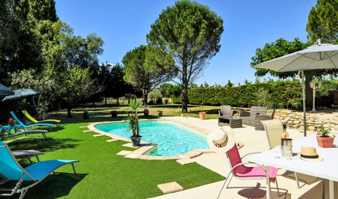 Location Villa Valreas Provence avec piscine privée