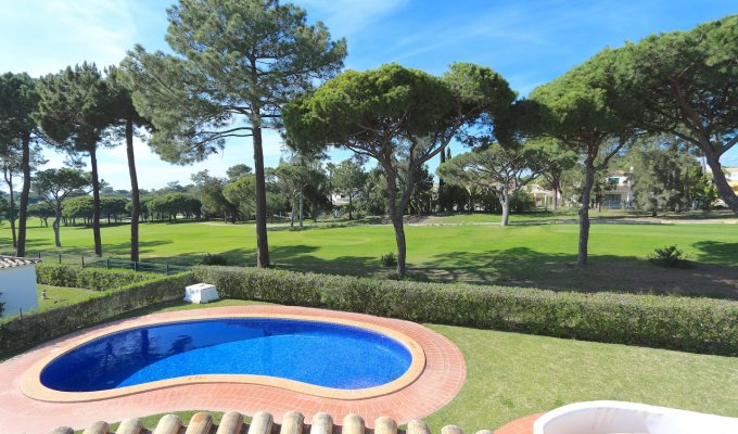 Location Villa Algarve Vilamoura avec piscine privée et vue sur le Golf