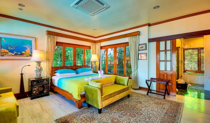 Thailande Location Villa Phuket SHA Plus+ sur la plage de Kata Beach avec piscine privée et Personnel