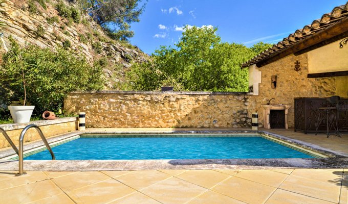 Location en Provence Villa de en charme à Boulbon avec Piscine