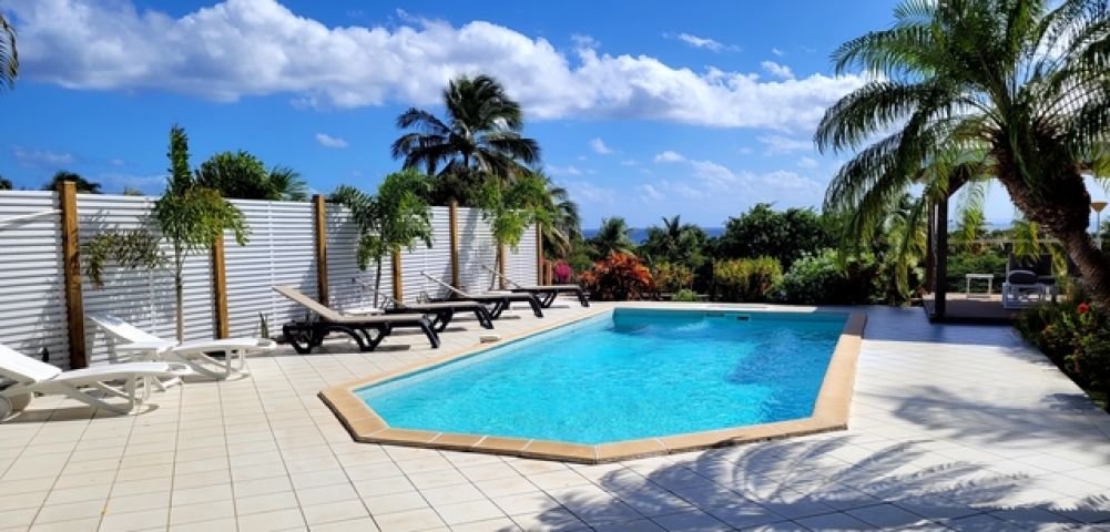 Design intérieur agréable et moderne pour cette jolie maison de vacances en  Australie