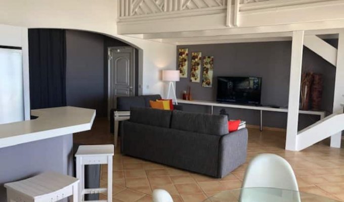 Location Appartement Baie Orientale Saint-Martin sur la plage avec Piscine