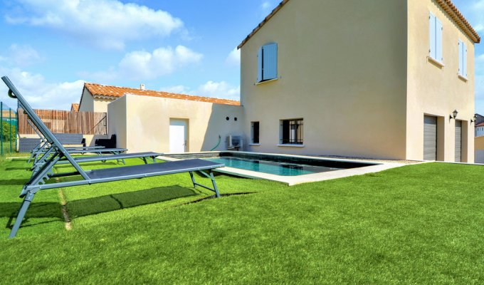 Location Maison de Vacances Mont Ventoux avec piscine privée