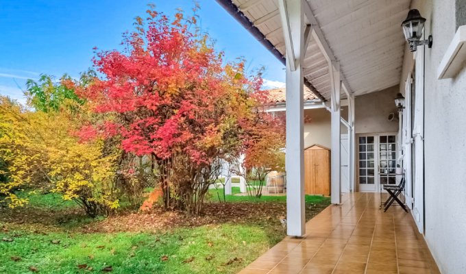 Location villa Bordeaux Médoc piscine chauffée