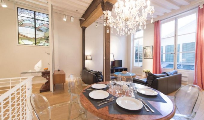 Location Appartement Luxe Paris Le Marais avec terrasse privée