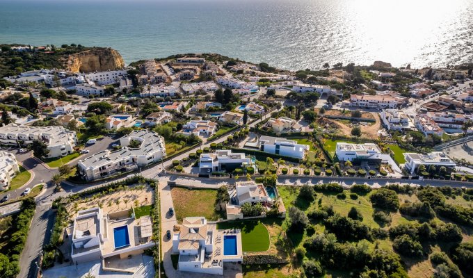 Location Villa Luxe Algarve Carvoeiro avec piscine chauffée et à 1km de la plage